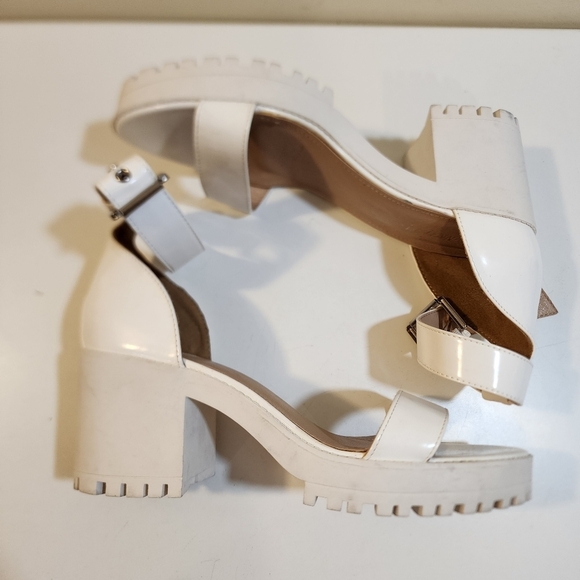Nasty Gal White Platform Wrap Ankle Sandals size 9 - Picture 11 of 14
